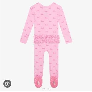 Posh peanut Barbie footie